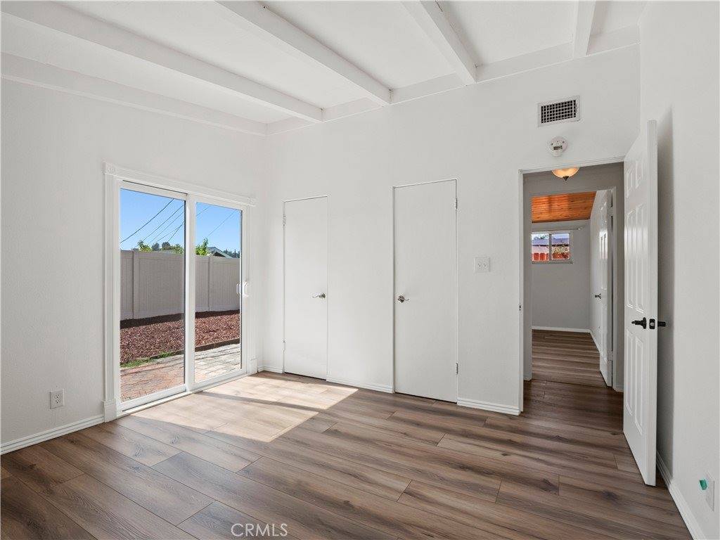 27545 Santa Clarita Road, Saugus, CA 91350