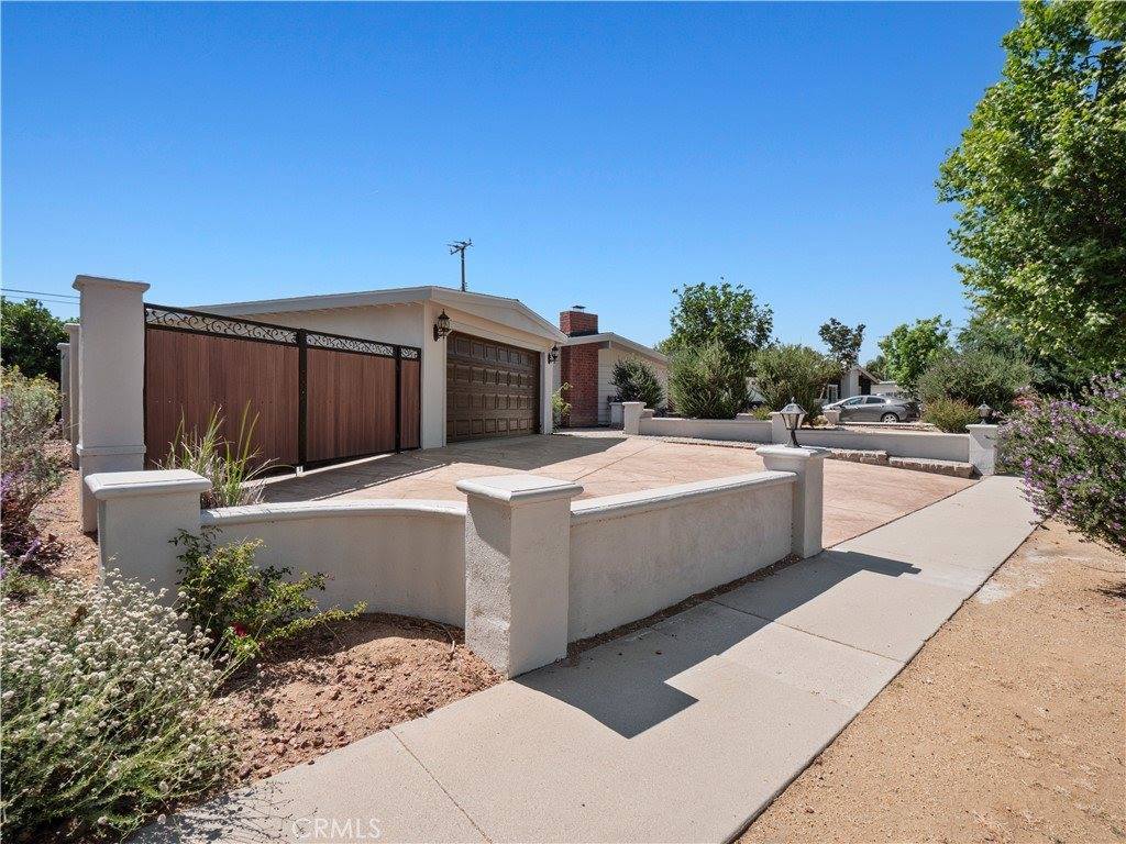 27545 Santa Clarita Road, Saugus, CA 91350