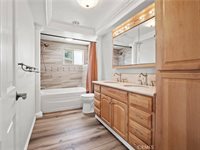 27545 Santa Clarita Road, Saugus, CA 91350