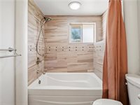 27545 Santa Clarita Road, Saugus, CA 91350