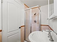 27545 Santa Clarita Road, Saugus, CA 91350