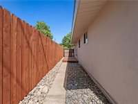 27545 Santa Clarita Road, Saugus, CA 91350