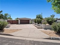 27545 Santa Clarita Road, Saugus, CA 91350