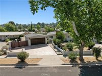 27545 Santa Clarita Road, Saugus, CA 91350
