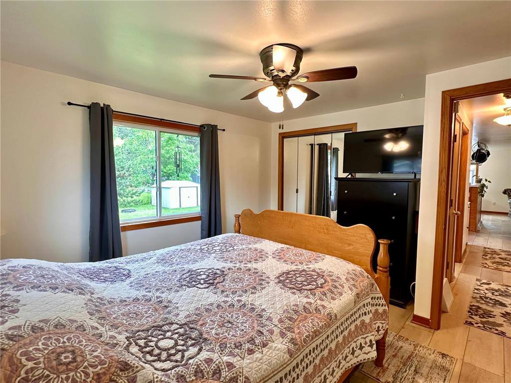 303 Goad Drive, Wrenshall, MN 55797