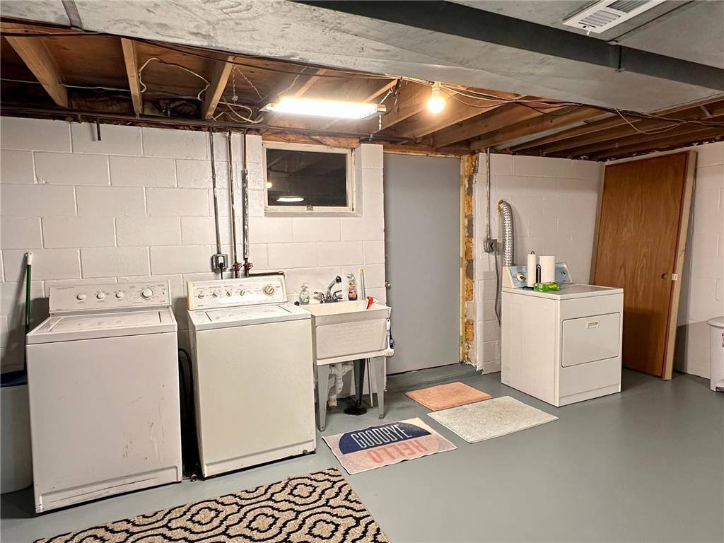 303 Goad Drive, Wrenshall, MN 55797