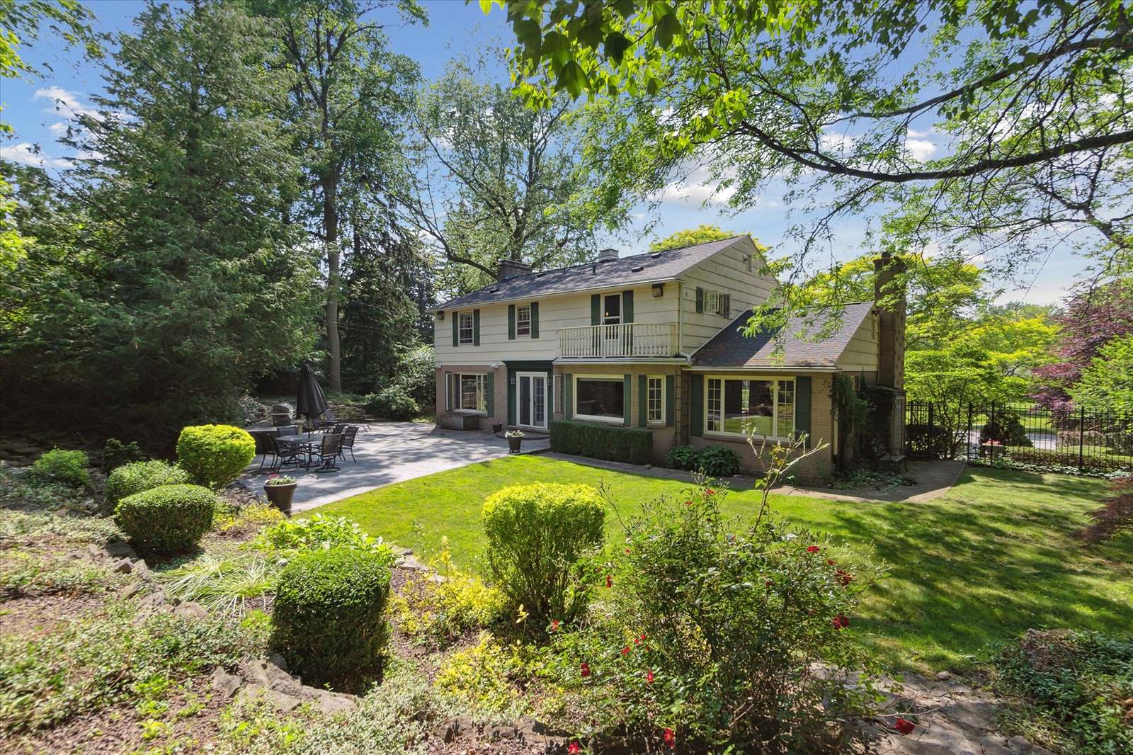 1831 Hampden Road, Flint, MI 48503