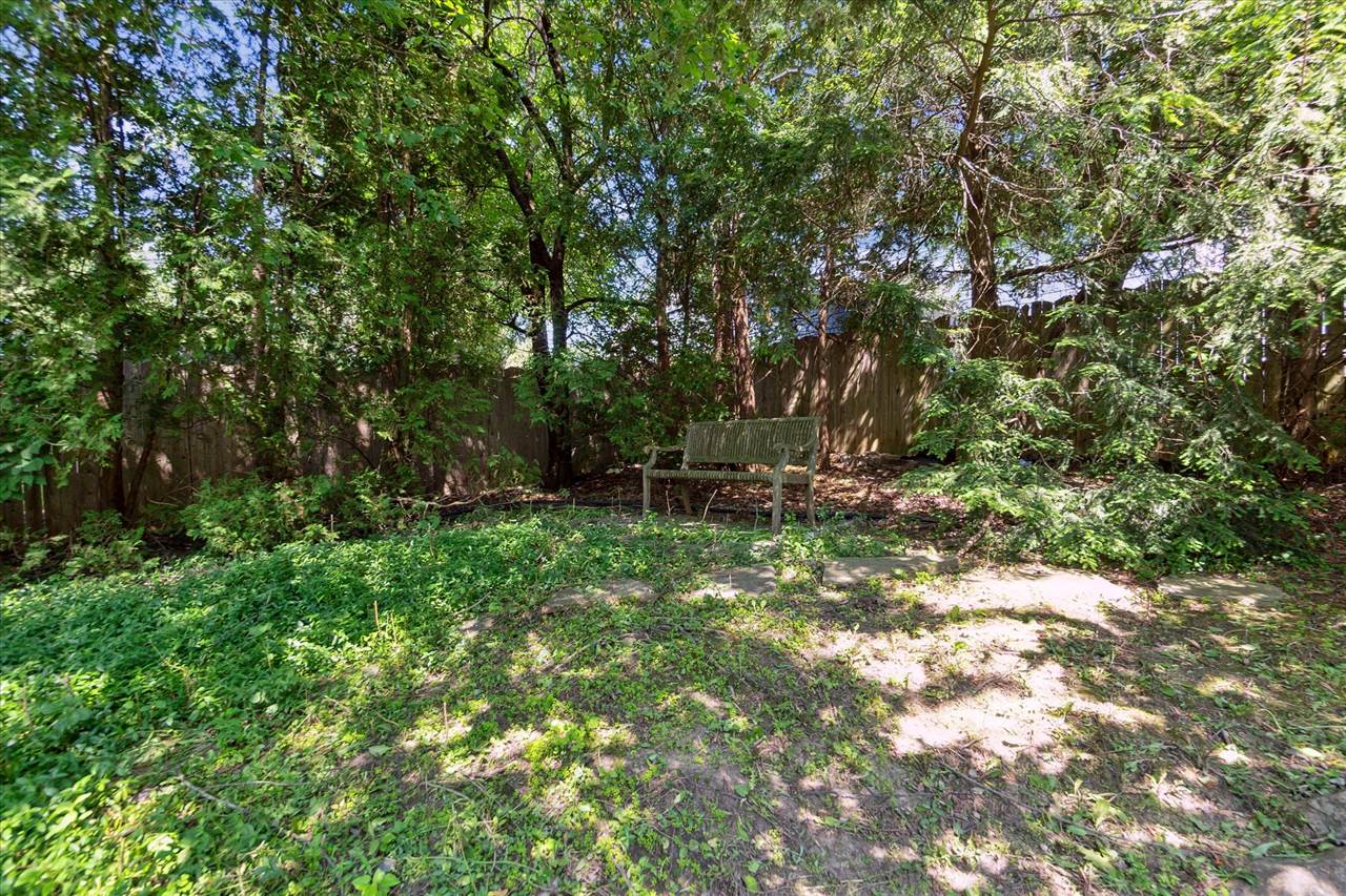 1831 Hampden Road, Flint, MI 48503