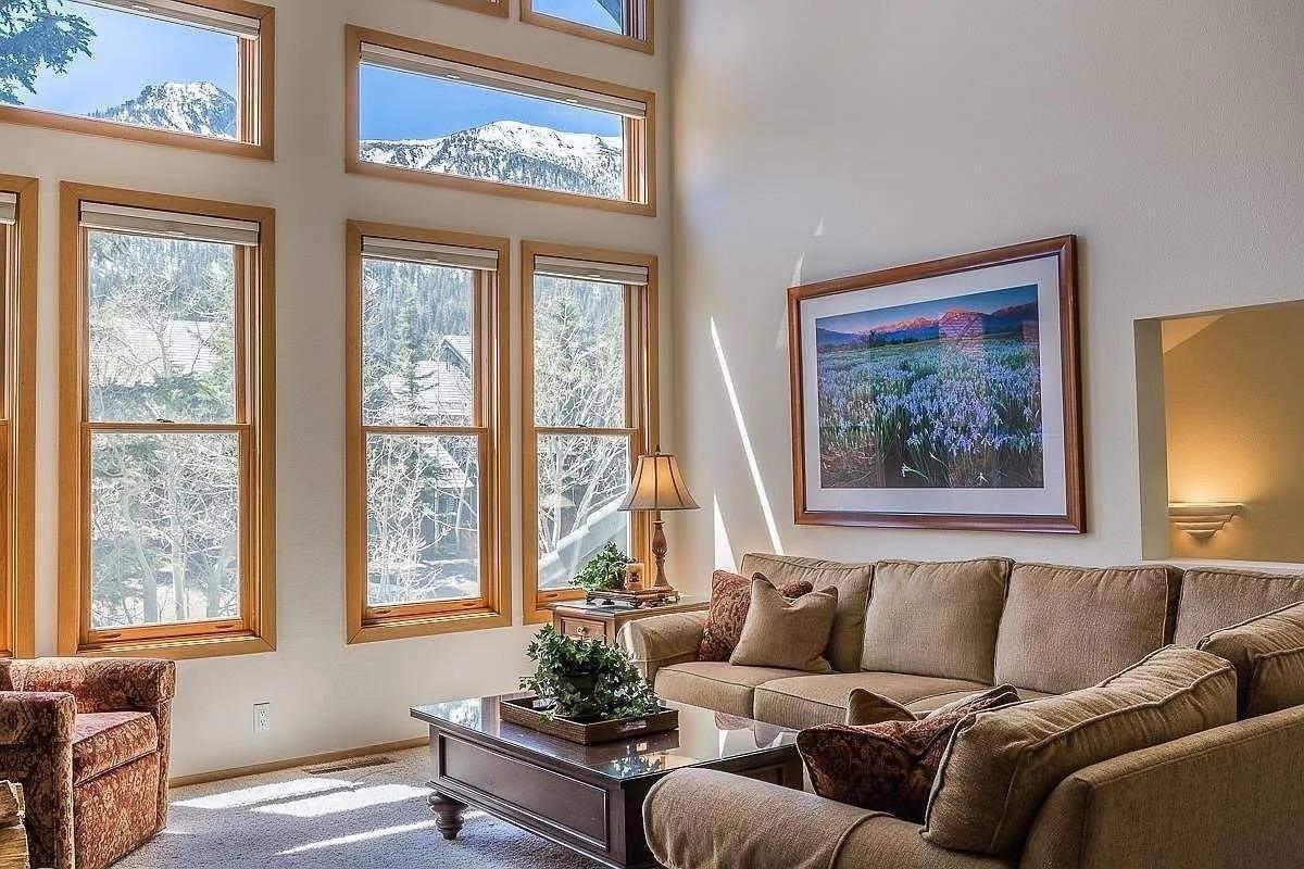 880 Par Court, Mammoth Lakes, CA 93546