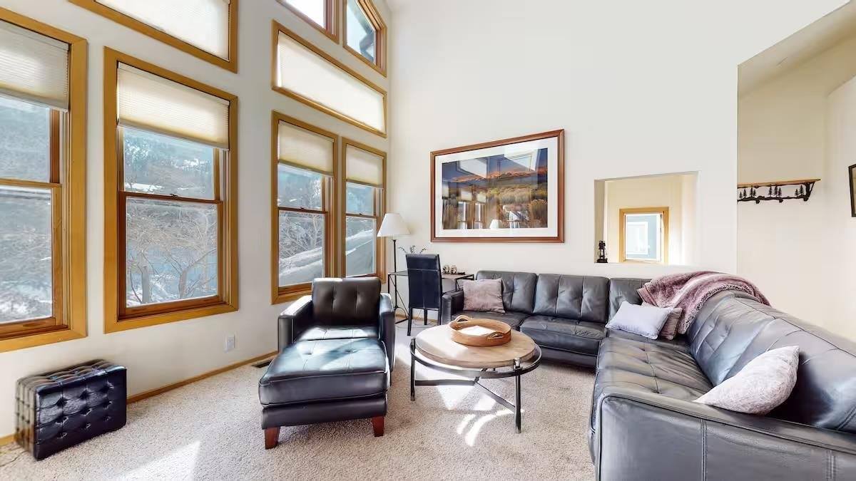 880 Par Court, Mammoth Lakes, CA 93546