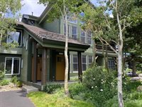 880 Par Court, Mammoth Lakes, CA 93546
