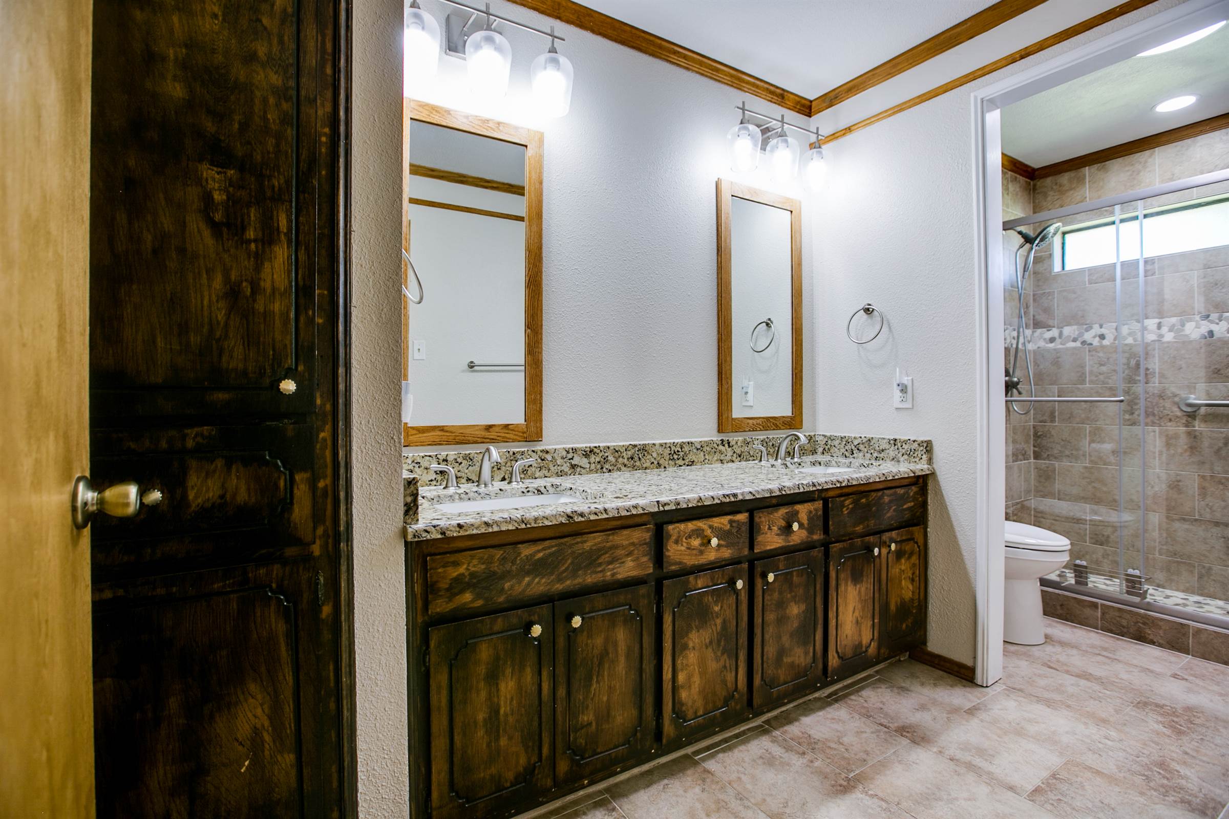 3325 Shadyhill Dr, San Angelo, TX 76904