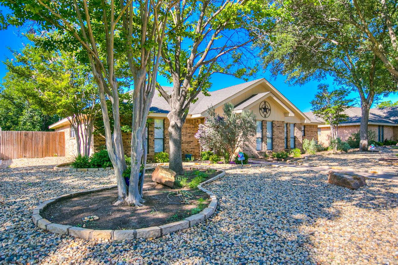 3325 Shadyhill Dr, San Angelo, TX 76904