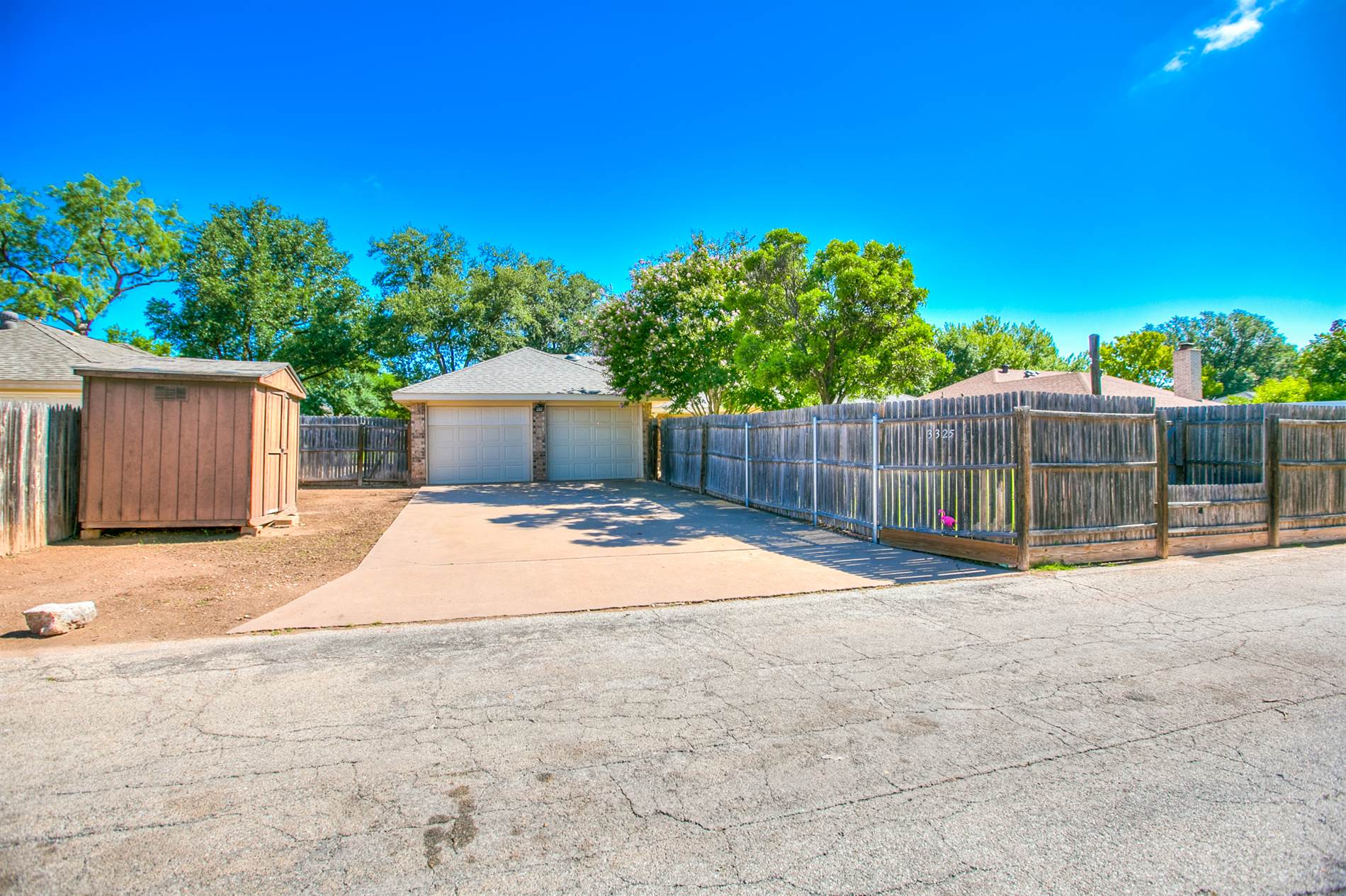3325 Shadyhill Dr, San Angelo, TX 76904