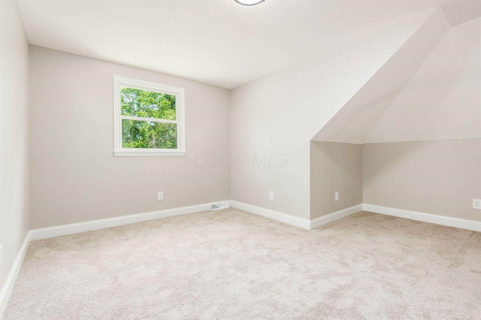 1120 Fairway Boulevard, Columbus, OH 43213