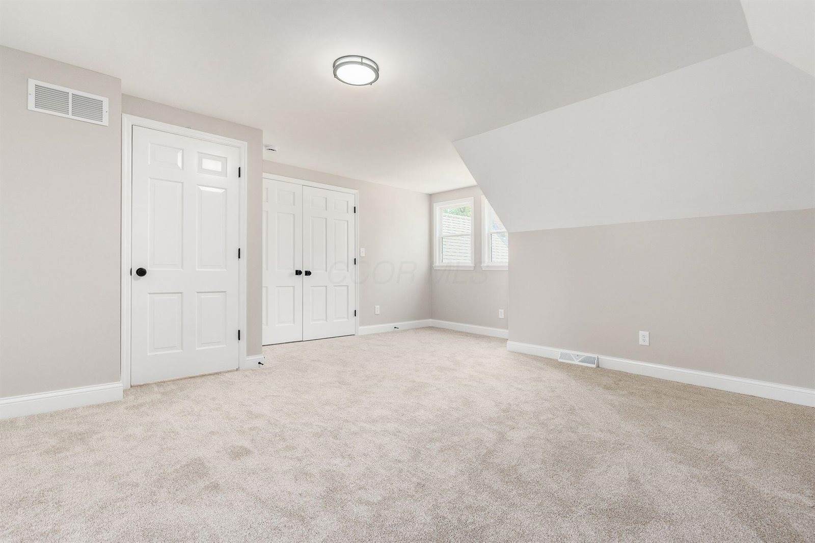 1120 Fairway Boulevard, Columbus, OH 43213