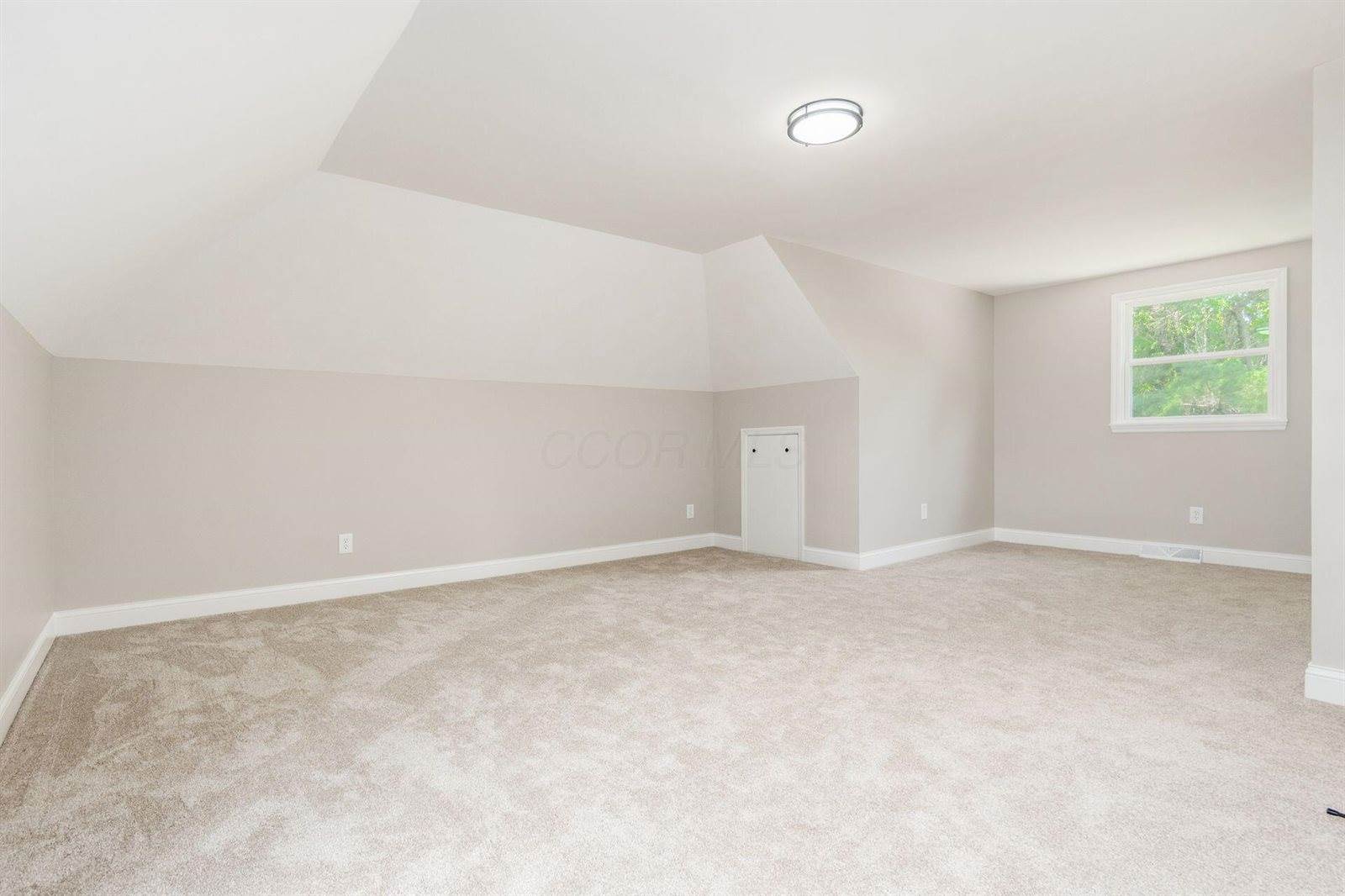 1120 Fairway Boulevard, Columbus, OH 43213