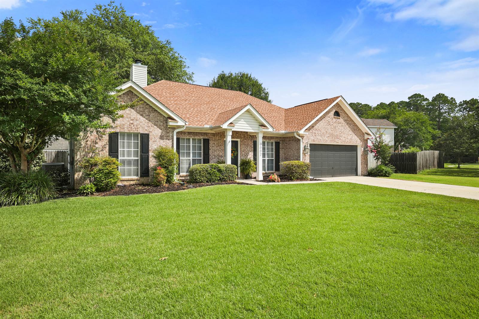 3002 Creekwood Cir, Ocean Springs, MS 39564