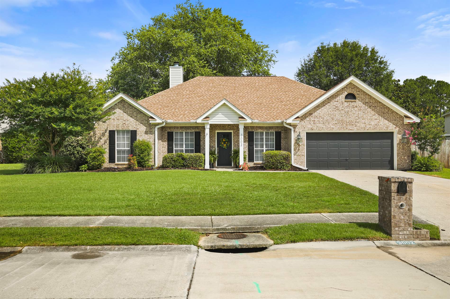 3002 Creekwood Cir, Ocean Springs, MS 39564