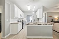 3002 Creekwood Cir, Ocean Springs, MS 39564