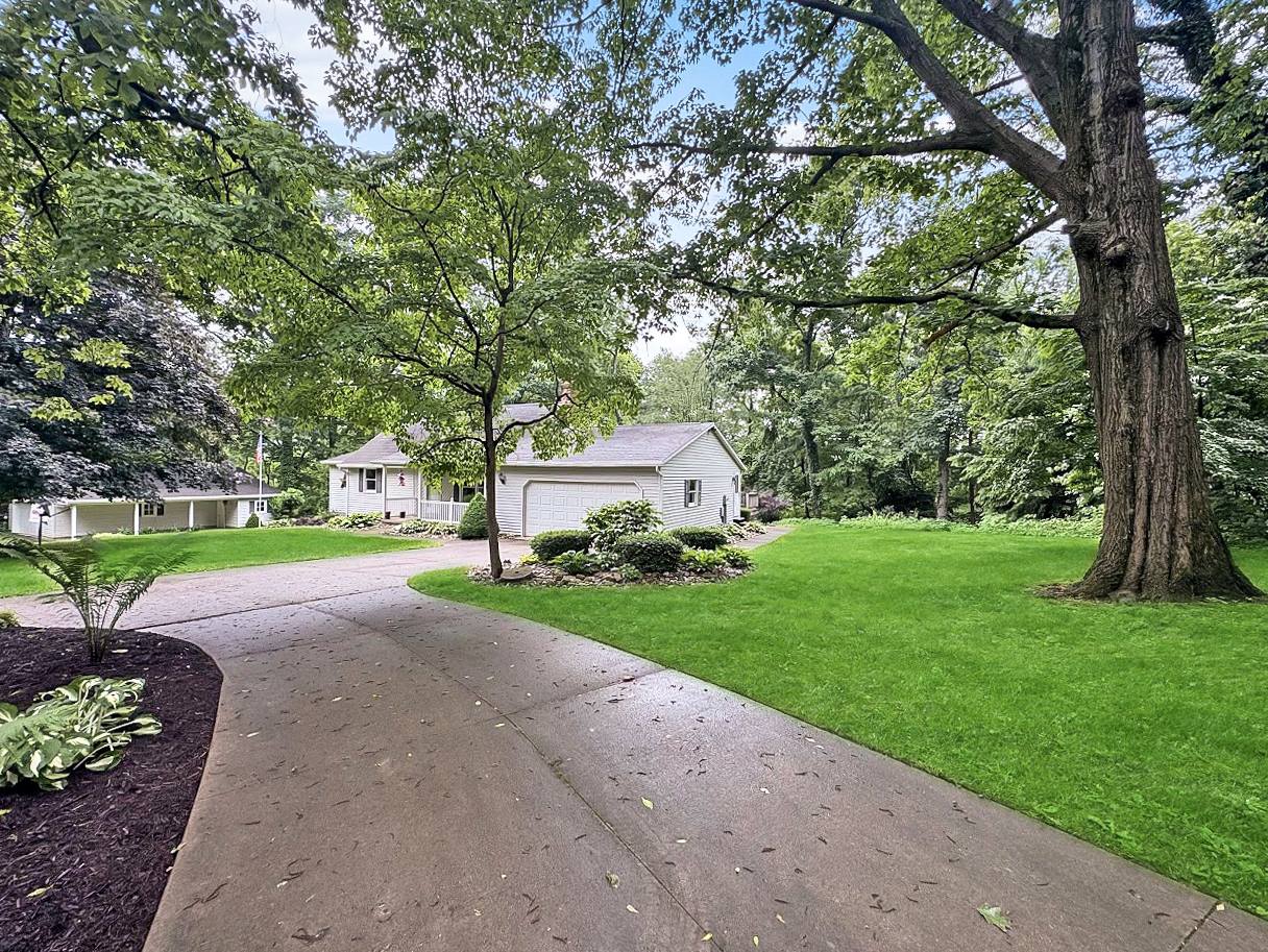 1027 Twp Rd 1806, Ashland, OH 44805