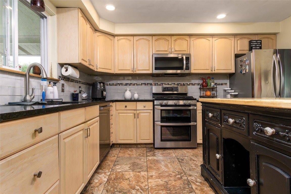 3616 Beatrice Lane, Endicott, NY 13760