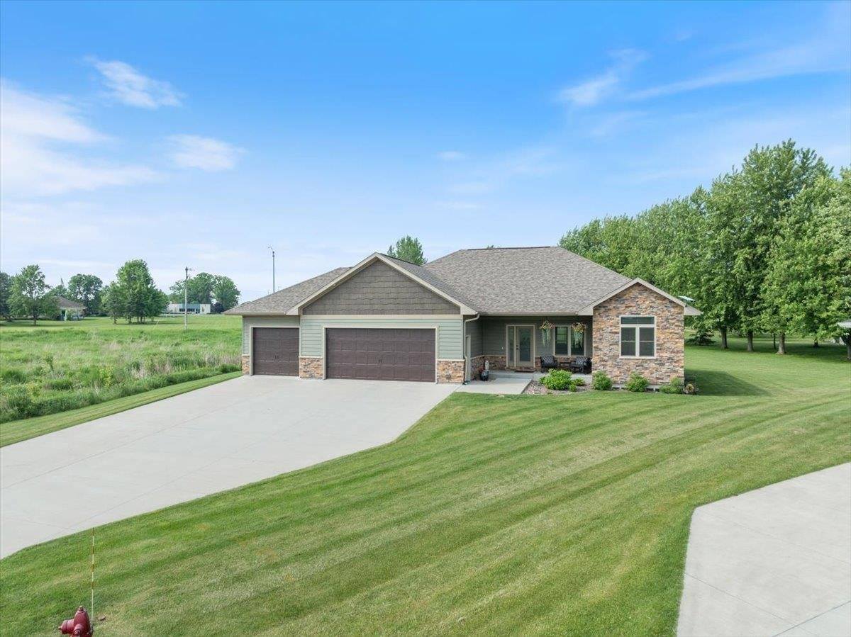 118007 Betty Drive, Stratford, WI 54484