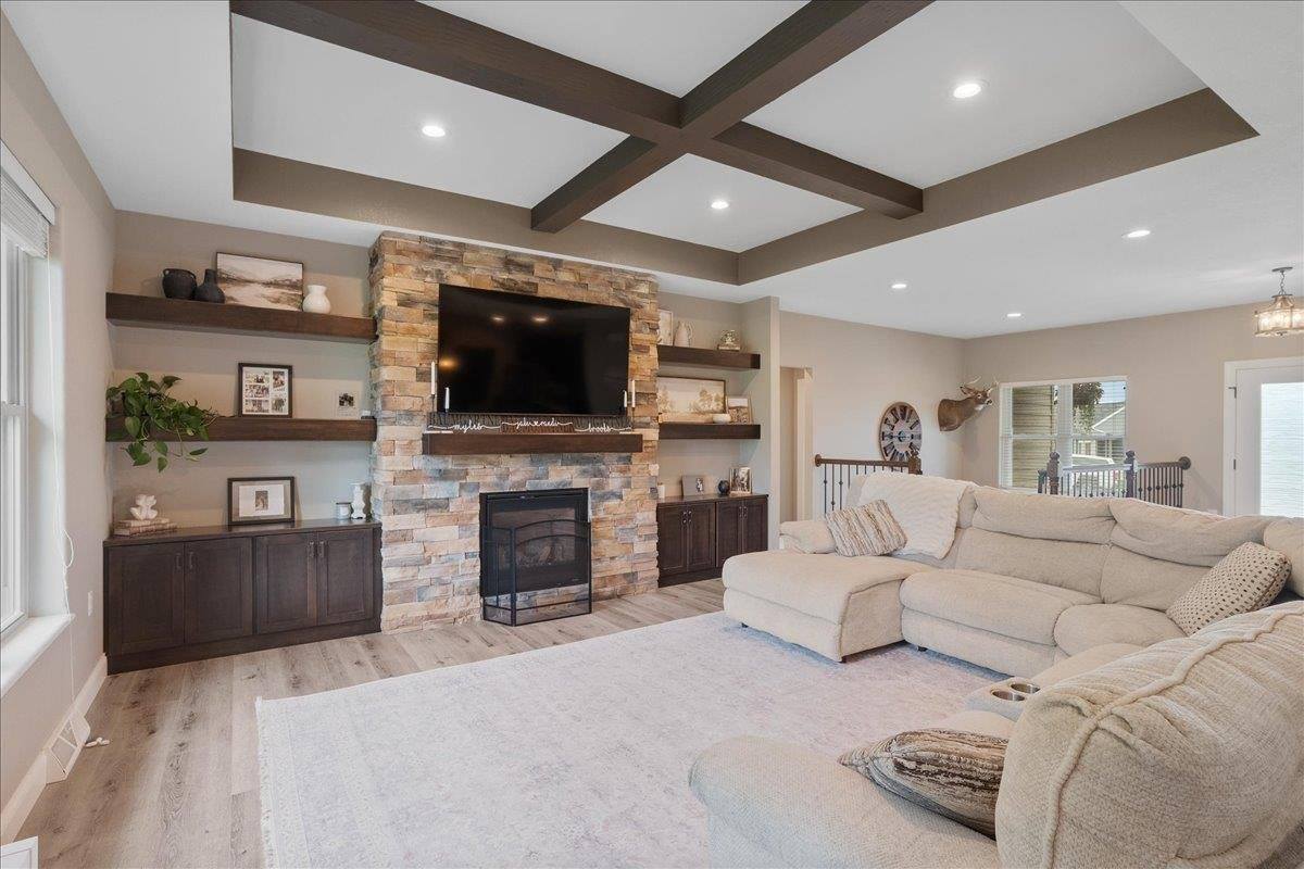 118007 Betty Drive, Stratford, WI 54484