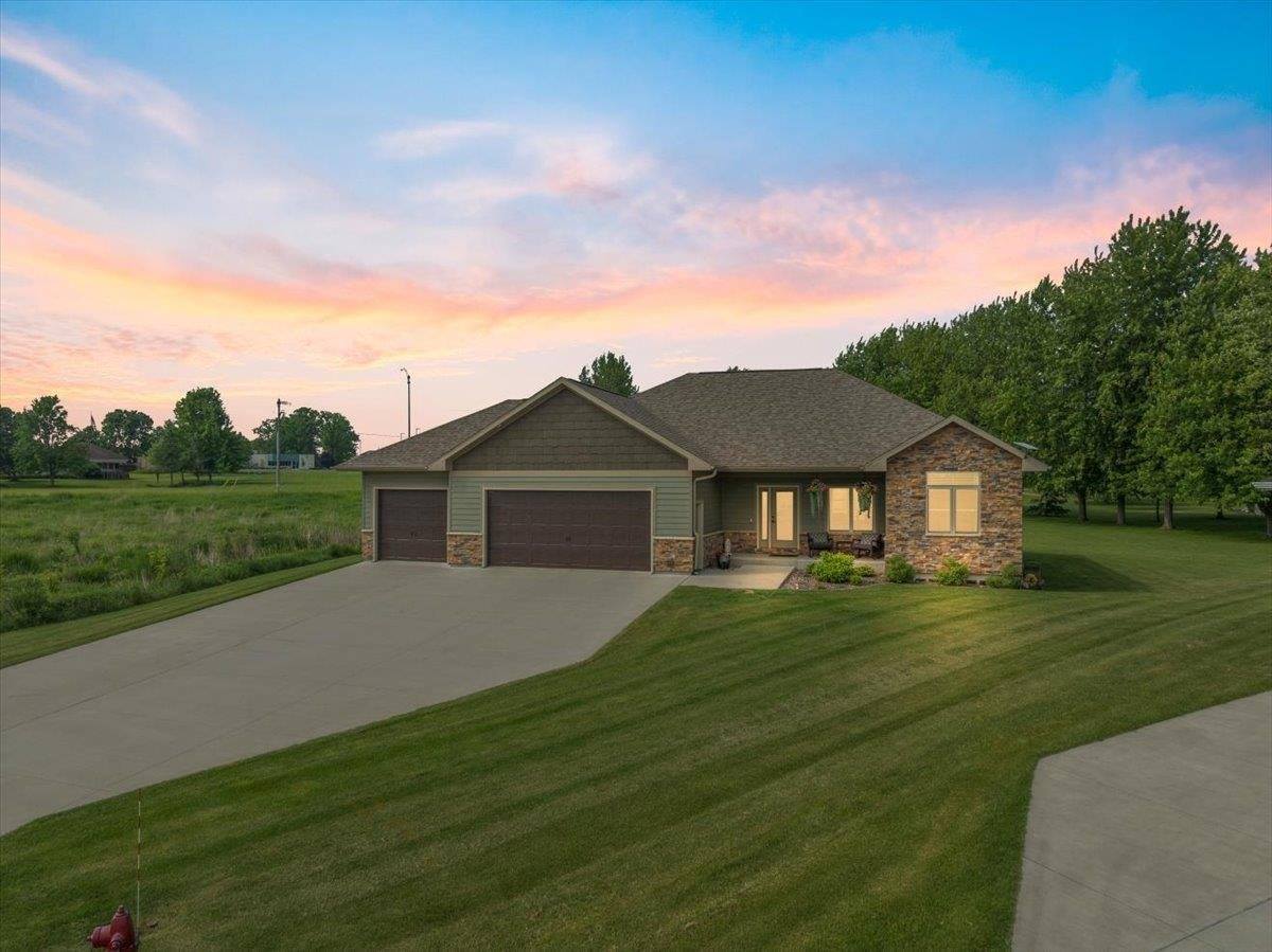 118007 Betty Drive, Stratford, WI 54484