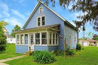576 Pine Ave, Hillsboro, WI 54634