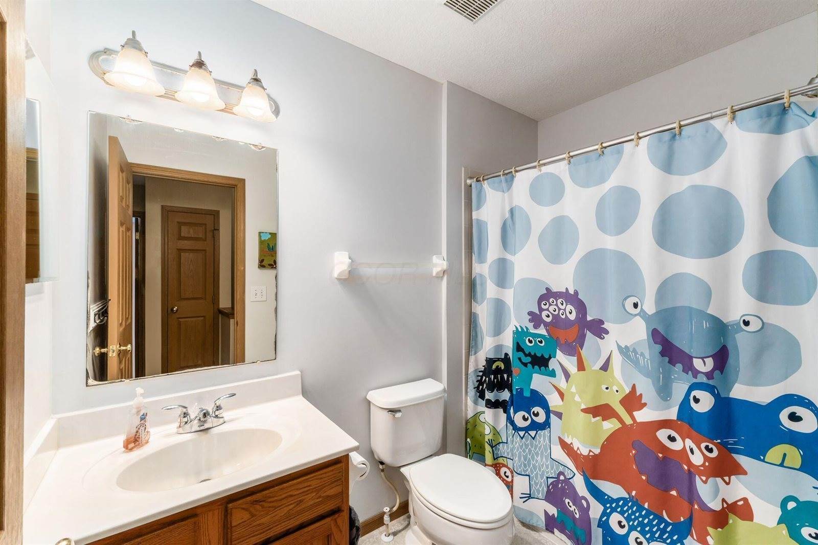 1390 Harold Stewart Parkway, Pataskala, OH 43062