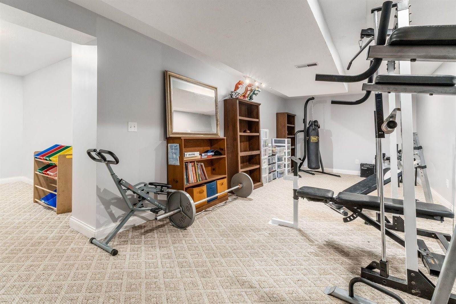 1390 Harold Stewart Parkway, Pataskala, OH 43062