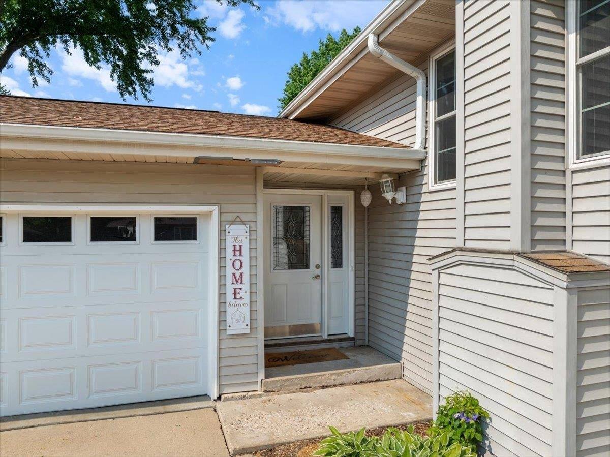 1125 W State Street, Marshfield, WI 54449