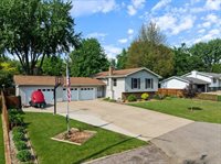 1125 W State Street, Marshfield, WI 54449