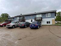 1525 NW 12th St NW, Minot, ND 58703