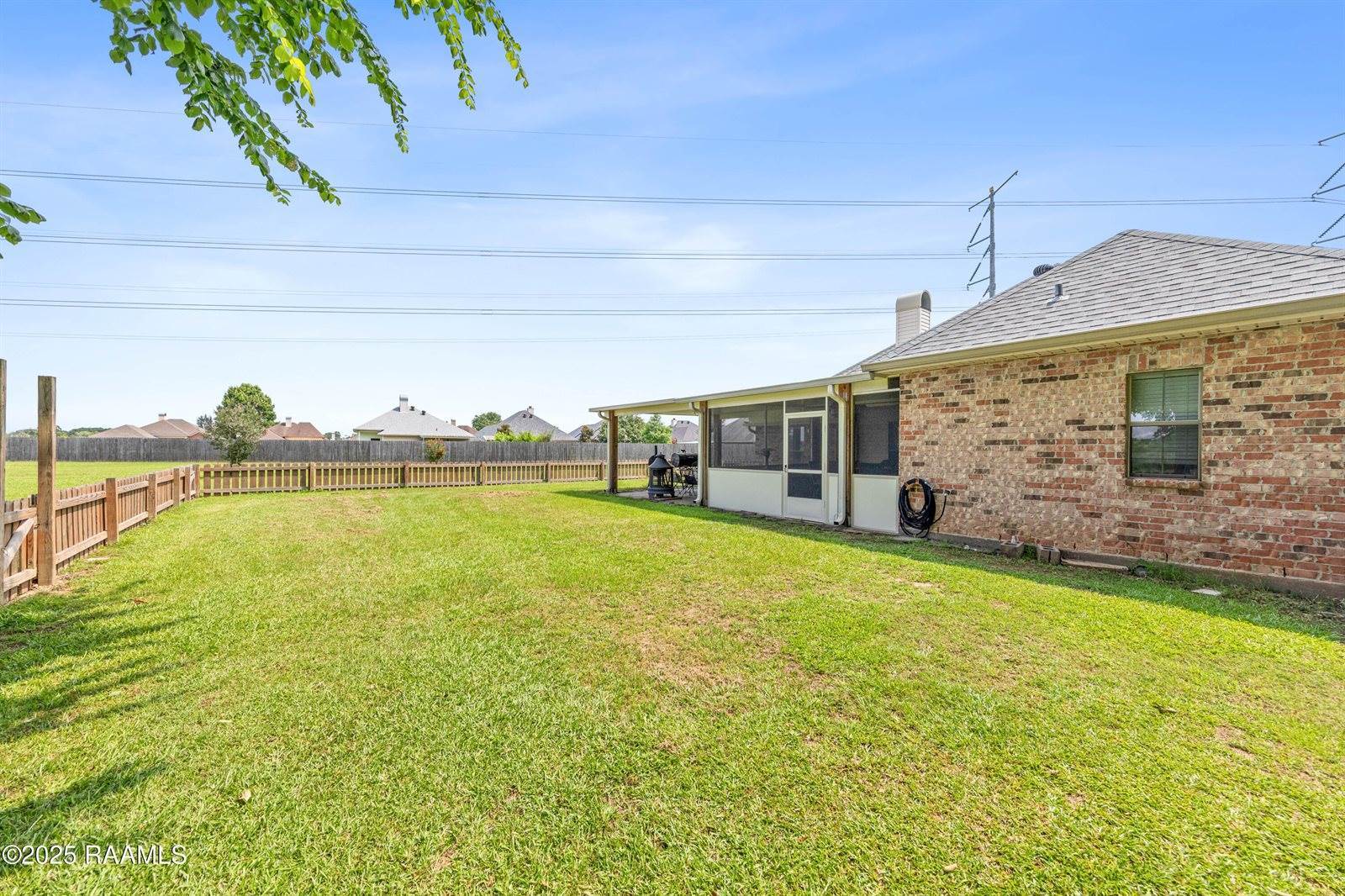 404 Camelot Hill Drive, Youngsville, LA 70592