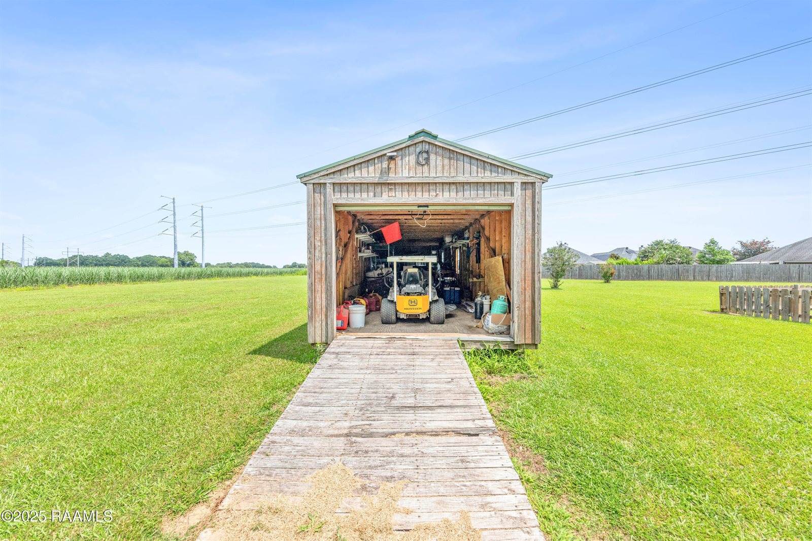 404 Camelot Hill Drive, Youngsville, LA 70592