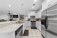 404 Camelot Hill Drive, Youngsville, LA 70592