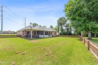 404 Camelot Hill Drive, Youngsville, LA 70592