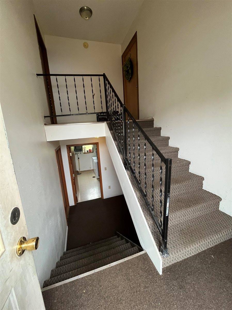 1521 NW 12th St NW, Minot, ND 58703