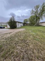 1521 NW 12th St NW, Minot, ND 58703