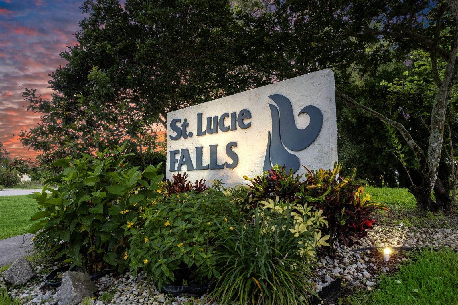 2683 SW Marquis Terrace, Stuart, FL 34997