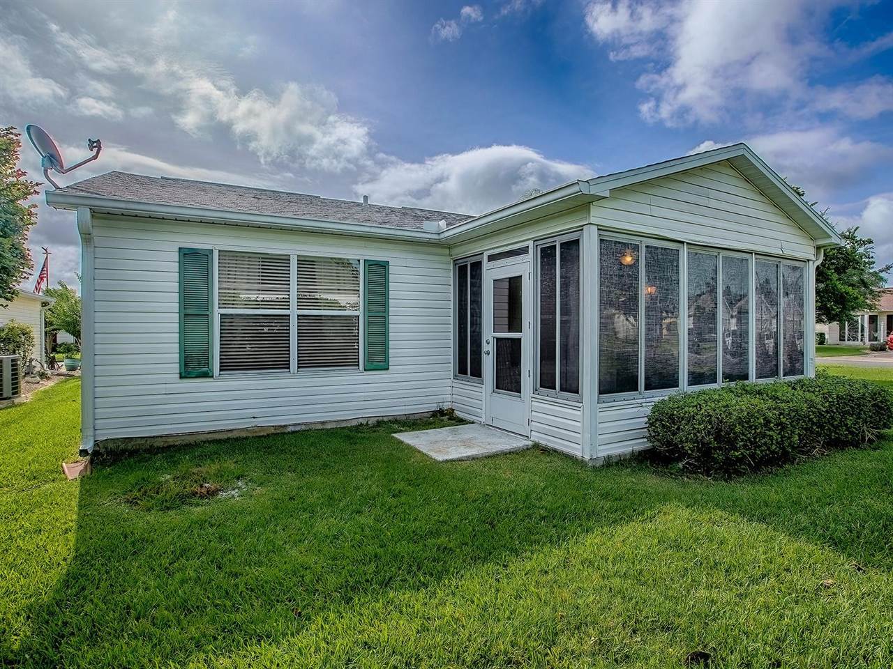 2799 Privada Drive, The Villages, FL 32162