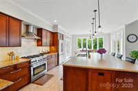 1042 Heather Glen Drive, Matthews, NC 28104