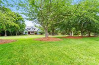 1042 Heather Glen Drive, Matthews, NC 28104