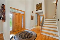 1042 Heather Glen Drive, Matthews, NC 28104