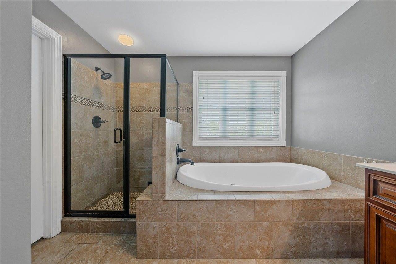 431 Preakness Way, Bowling Green, KY 42104