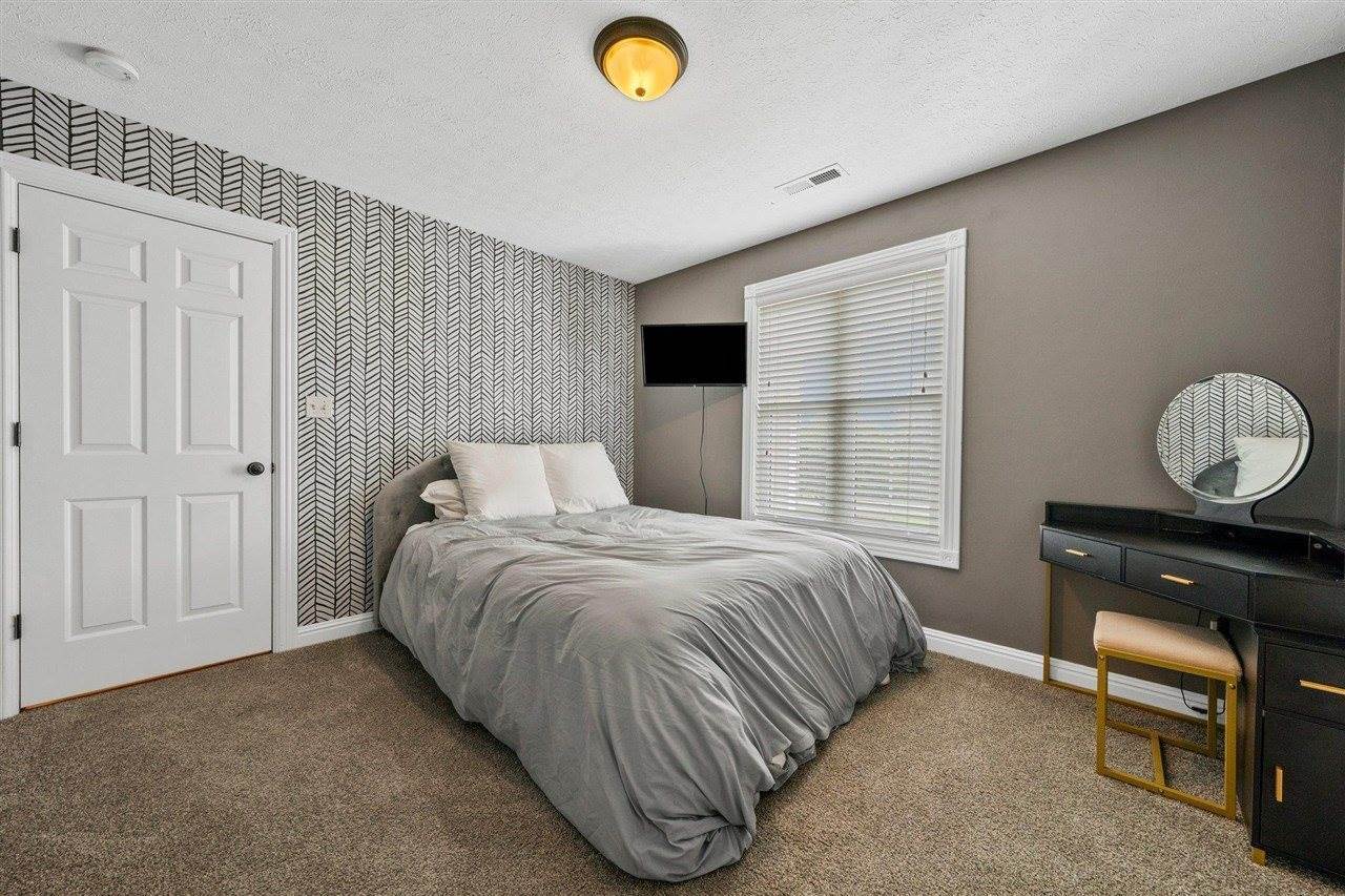 431 Preakness Way, Bowling Green, KY 42104