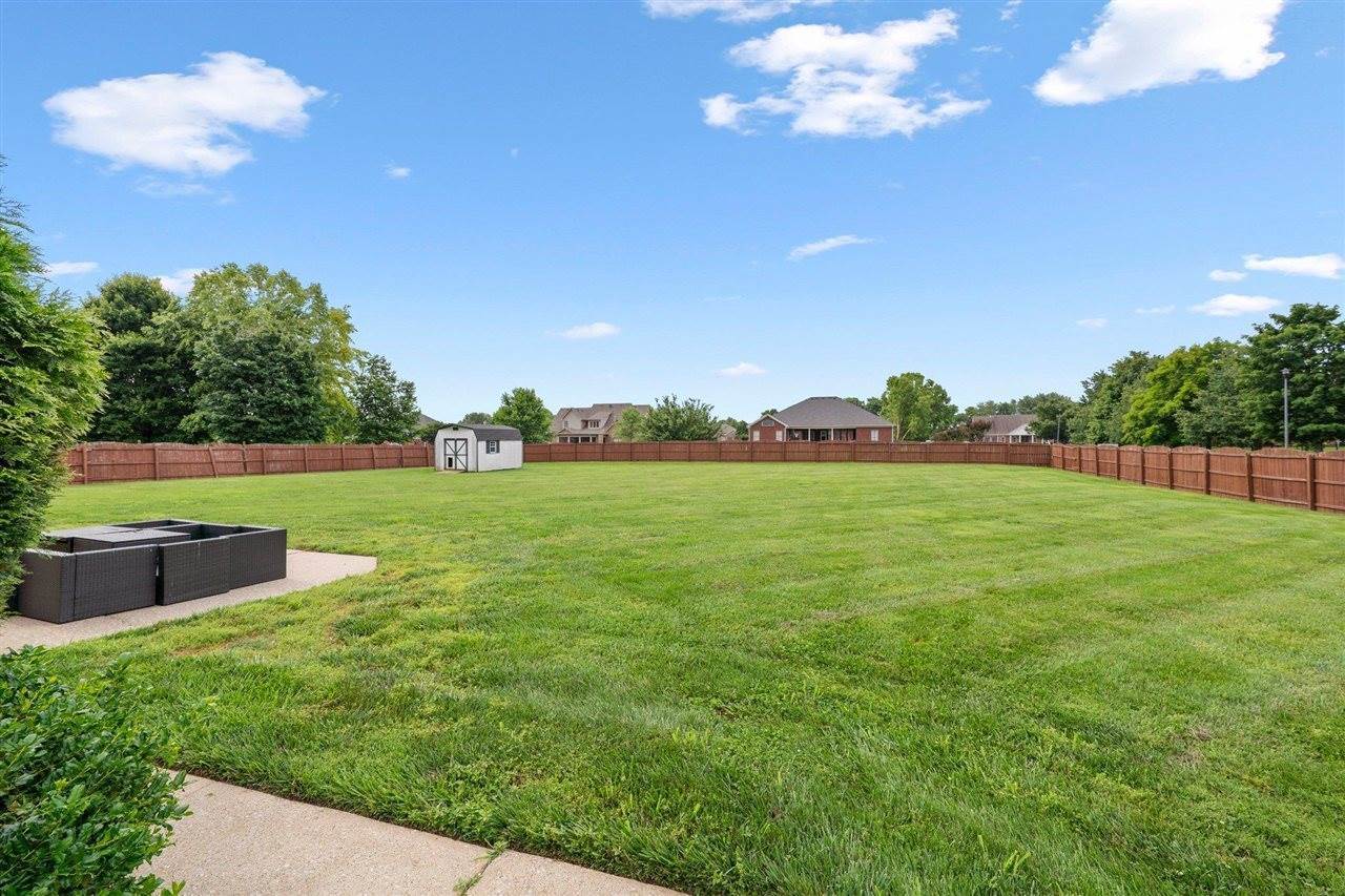 431 Preakness Way, Bowling Green, KY 42104