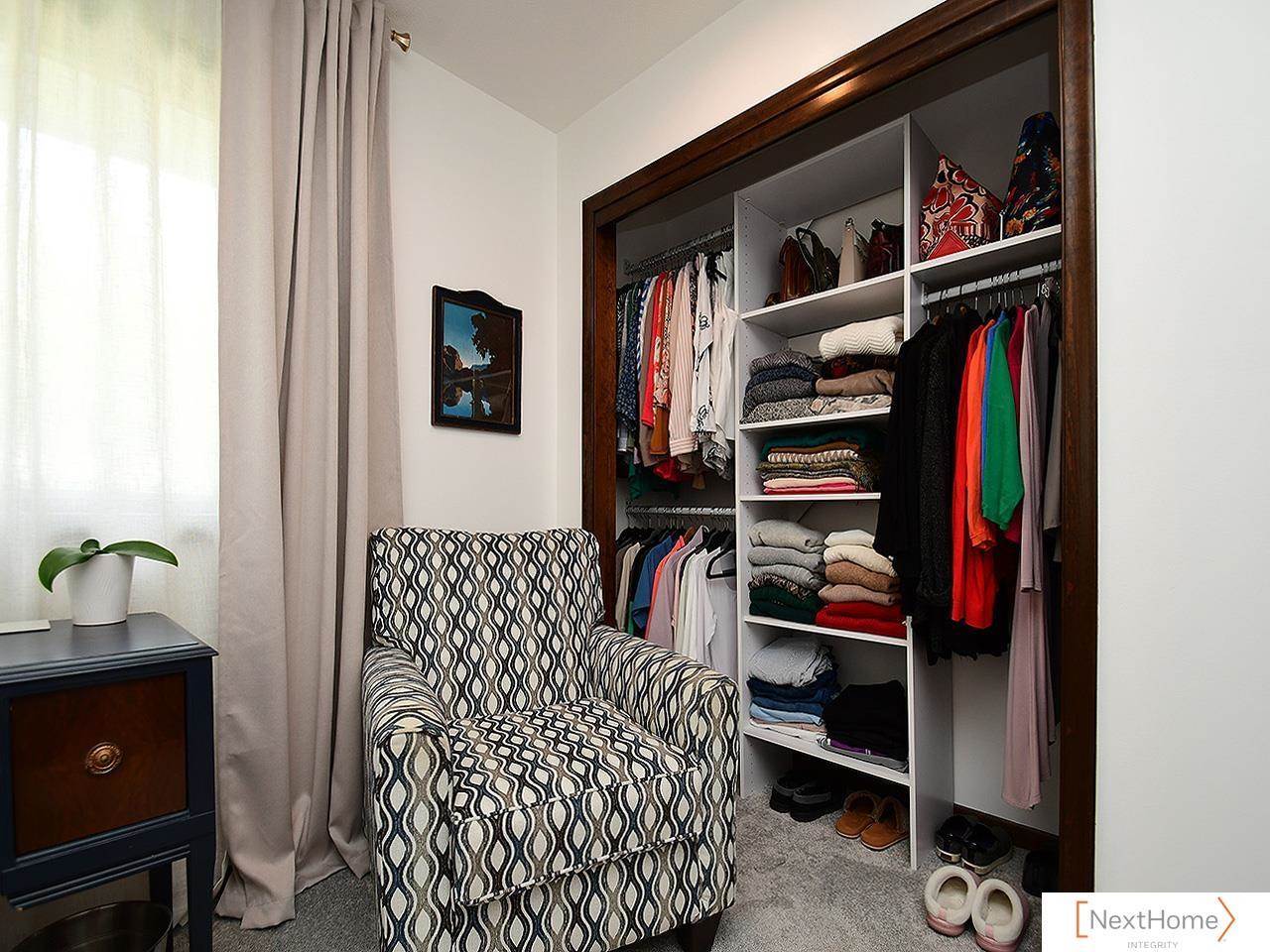 5827 Skylark Lane, Lincoln, NE 68516